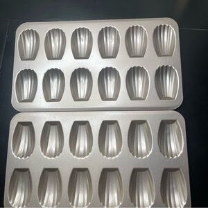 Silver Madeleine Baking Tray